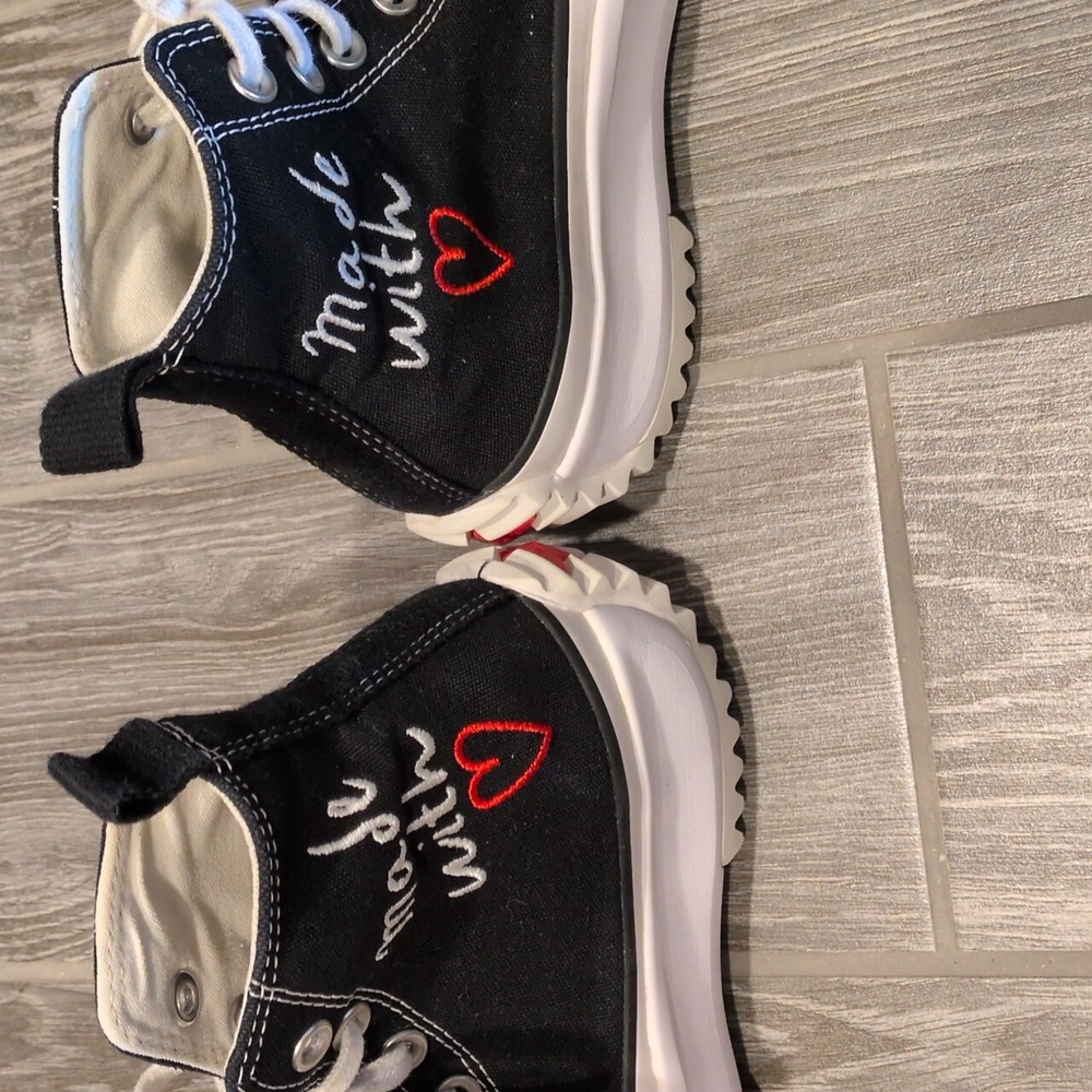 Converse MADE WITH LOVE🤍❤️🩷Black & White High-Tops Valentine's Perf! - Picture 5 of 7